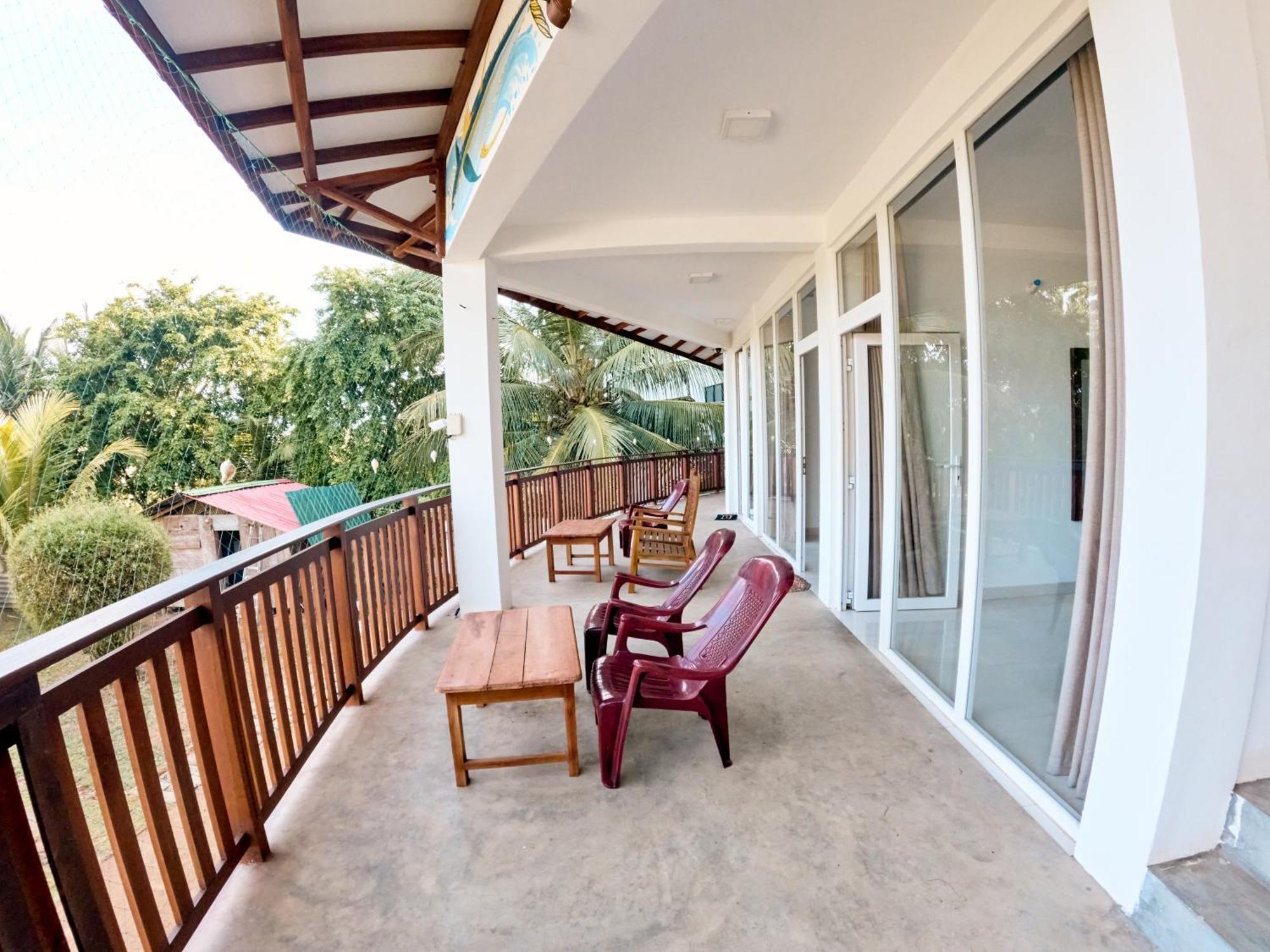 Baden Beach Hotel Kalkudah  Exterior foto